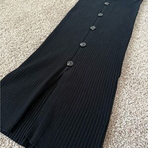 Elegant Black “Button-Up” Bodycon Skirt